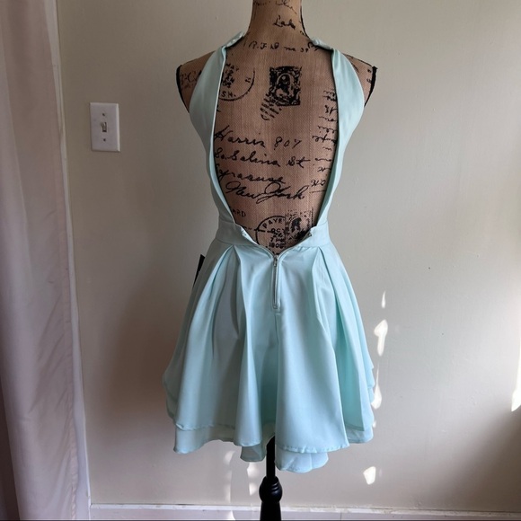 Lulu’s blue skater dress XS open back - Picture 3 of 12